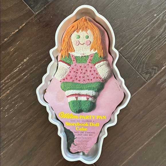 Wilton Other - Wilton Storybook Doll Cake Pan - Pink and Green